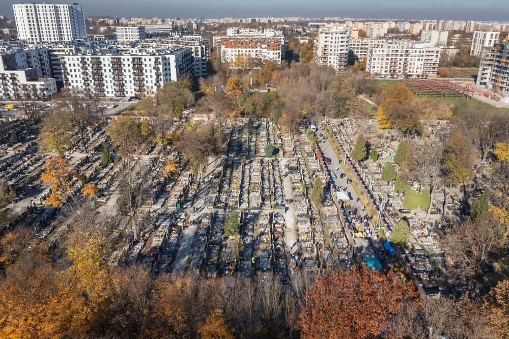 Cmentarz Wolski w Warszawie – historia i ciekawostki